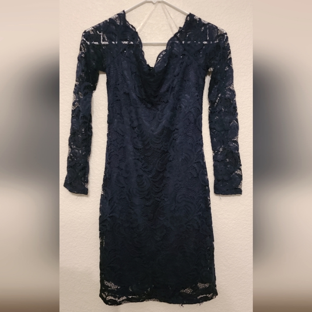 Charlette Russe navy blue lace dress medium